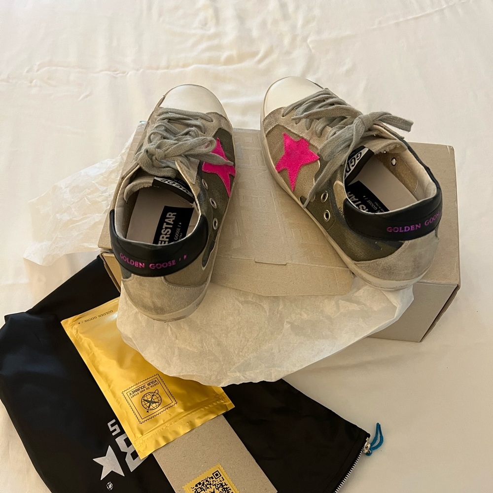 Golden Goose Superstar Camo Size 38